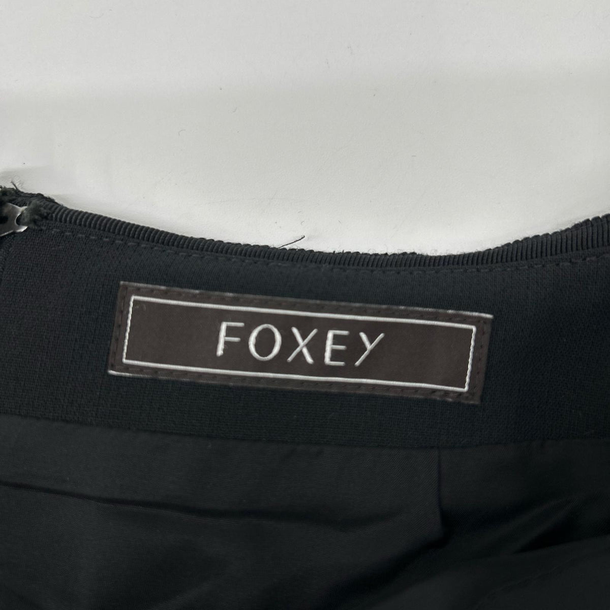FOXEY フォクシー 37115-ASFI415T Pleats Chic/プリーツシック ブラック ウール混 アシンメトリーミディアムスカート スカート