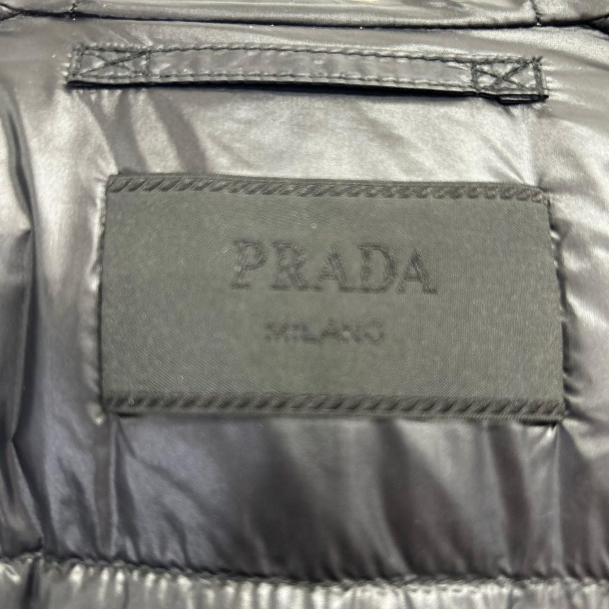 PRADA プラダ SGA654 ブラック トライアングルロゴプレート フーディダウンジャケット ジャケット