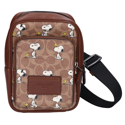 COACH コーチ x PEANUTS ピーナッツ 【美品】CBK47 レーサー シグネチャーキャンバス スヌーピープリント スリングパック ボディバッグ