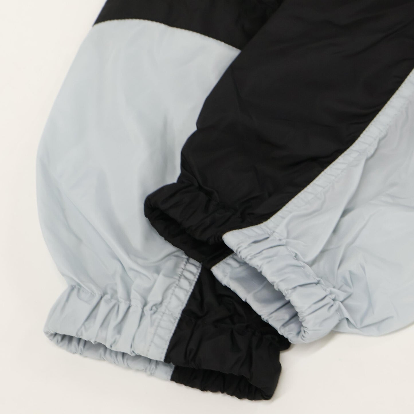 OFF-WHITE オフホワイト 美品 OMEA169E19E06003 UNFINISHED WINDBREAKER ジャケット
