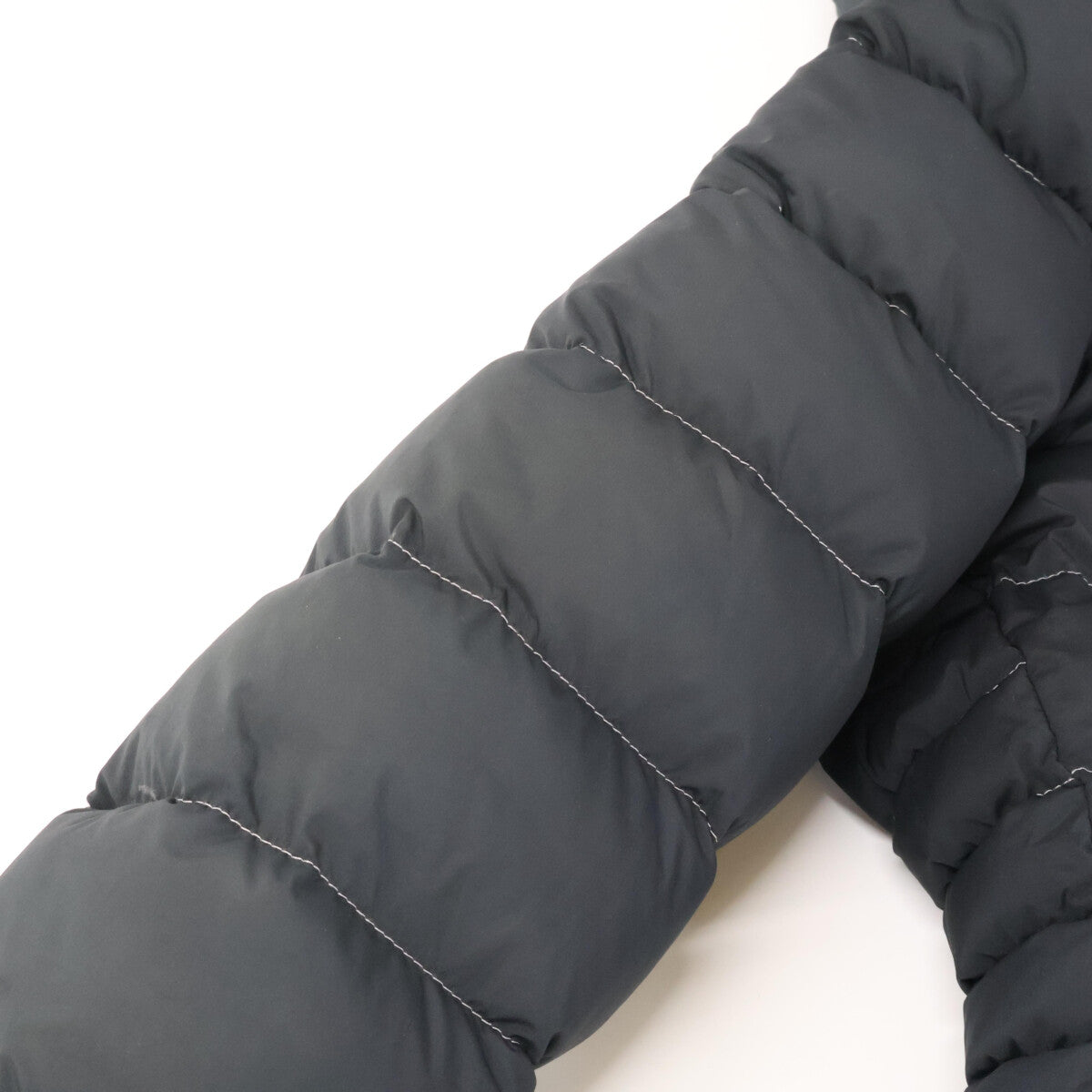 23 HERBE Lettering Logo Short Down Jacket O Women's