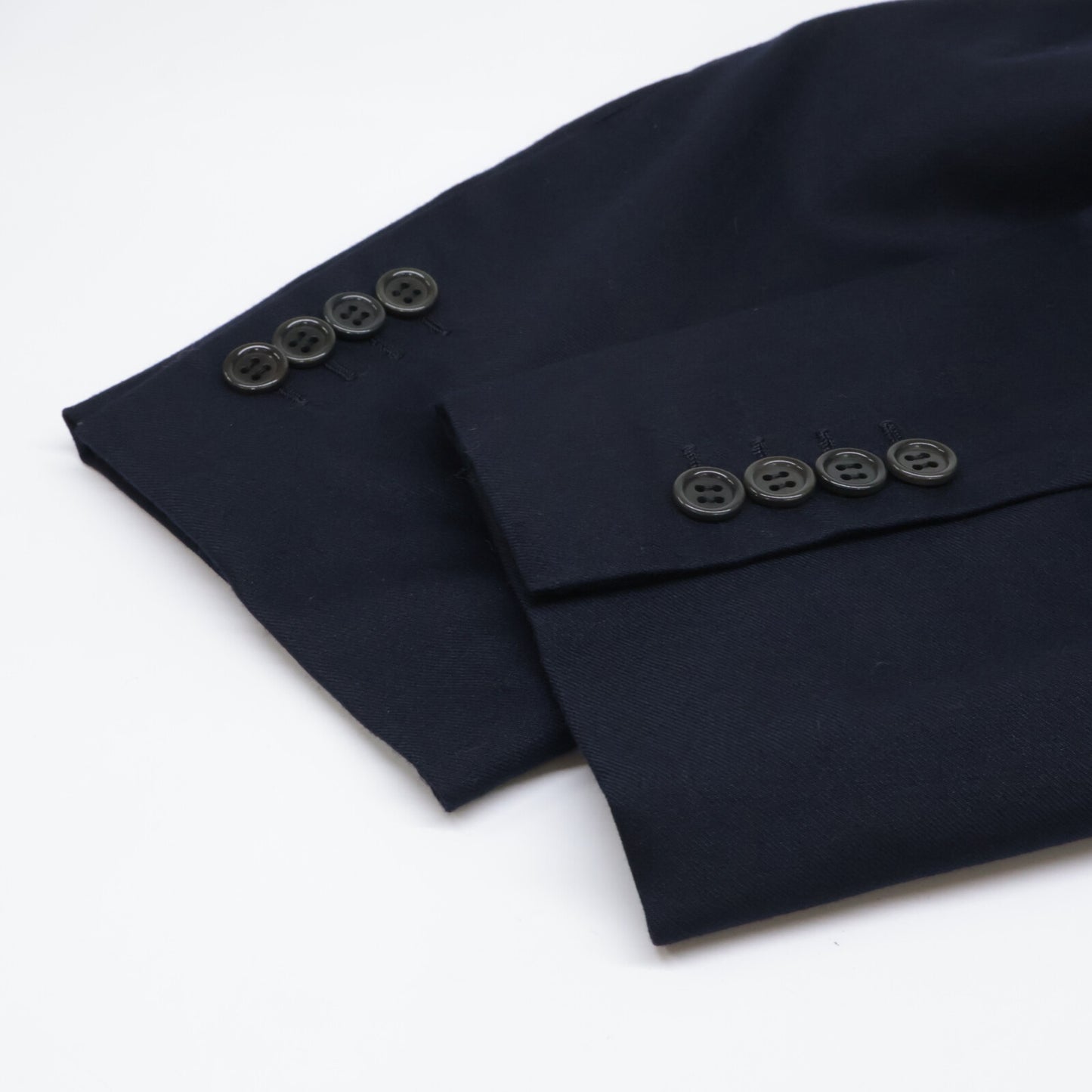 Brioni Navy PARLAMENTO Suit