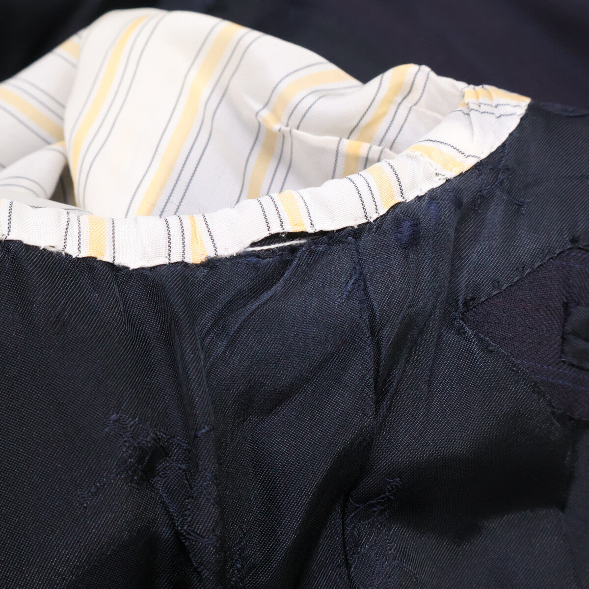 NOMENTANO Striped Wool 3-Button Single Suit Set-up *No size is indicated. Men's