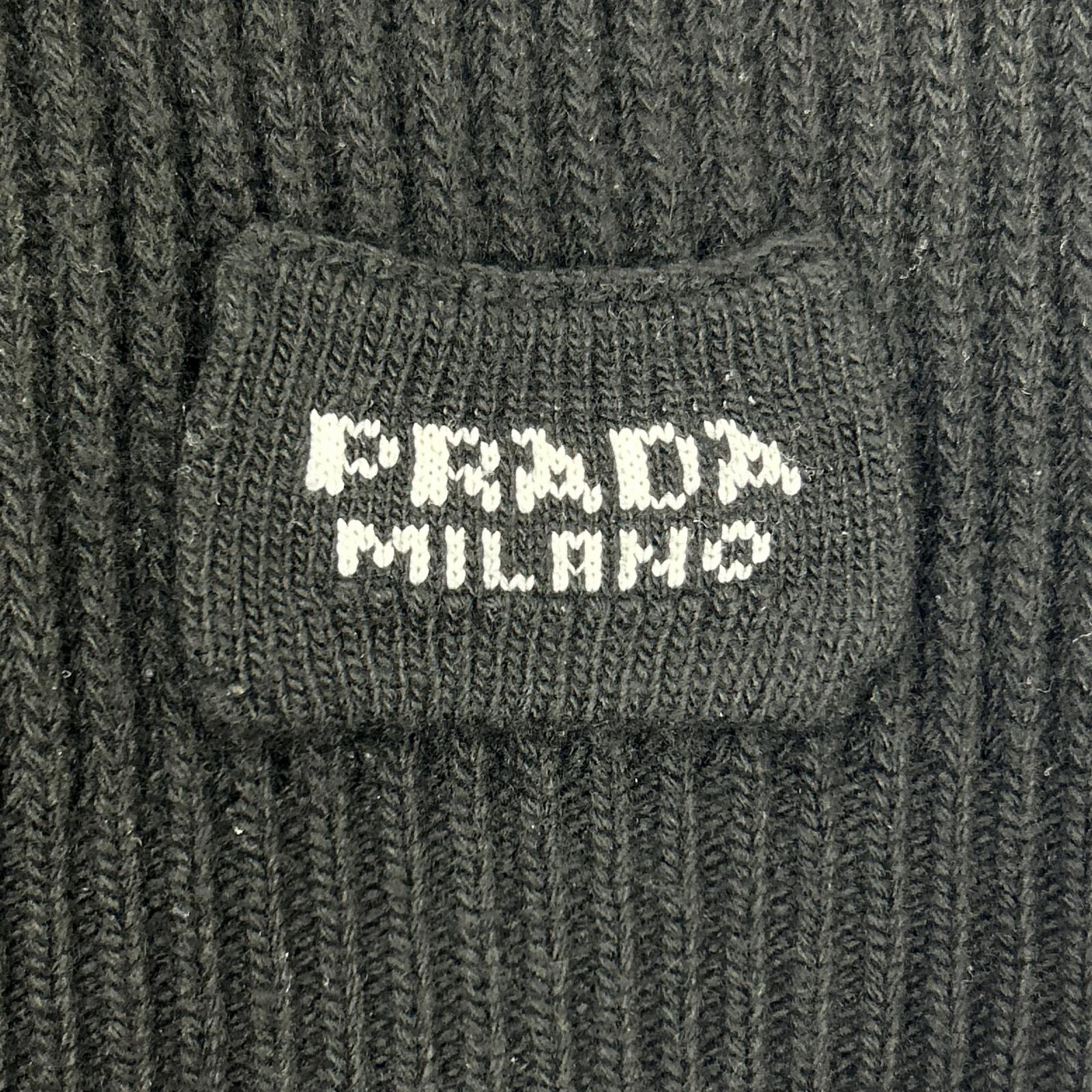PRADA プラダ UMT409 21年製 ブラック ロゴニットベスト トップス