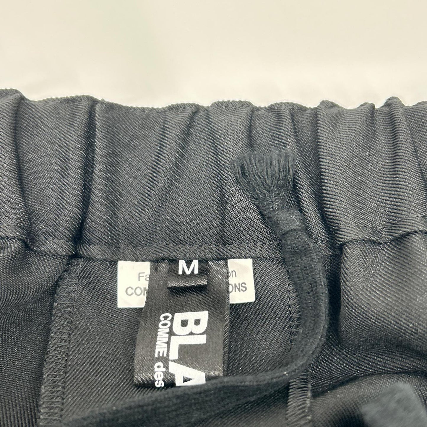 BLACKCOMMEdesGARCONS ブラックコムデギャルソン 1O-P024 25SS ブラック エステルツイル サルエルパンツ ボトムス