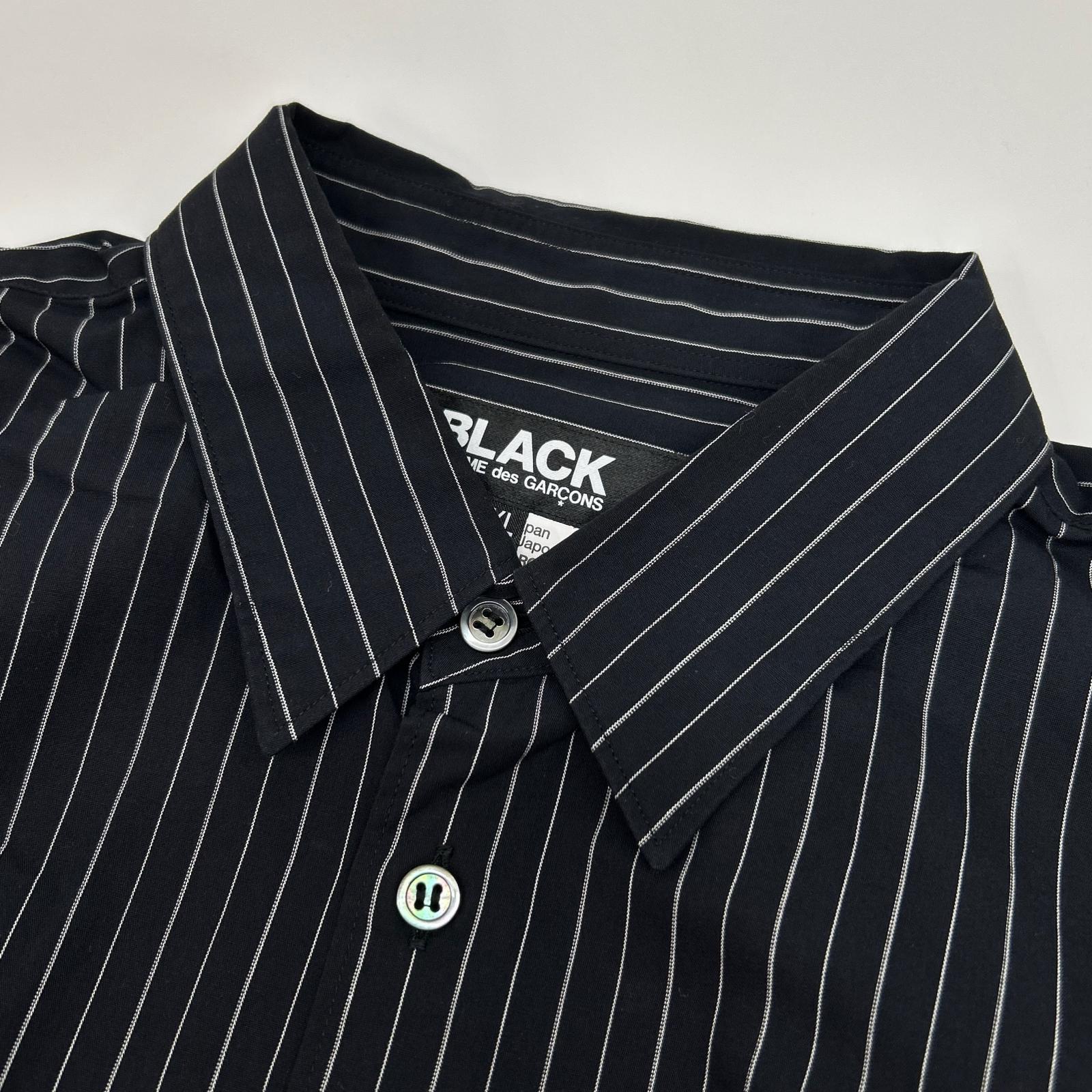 BLACKCOMMEdesGARCONS ブラックコムデギャルソン 1O-B009 25SS ブラック ピンストライプ ジップ シャツ トップス