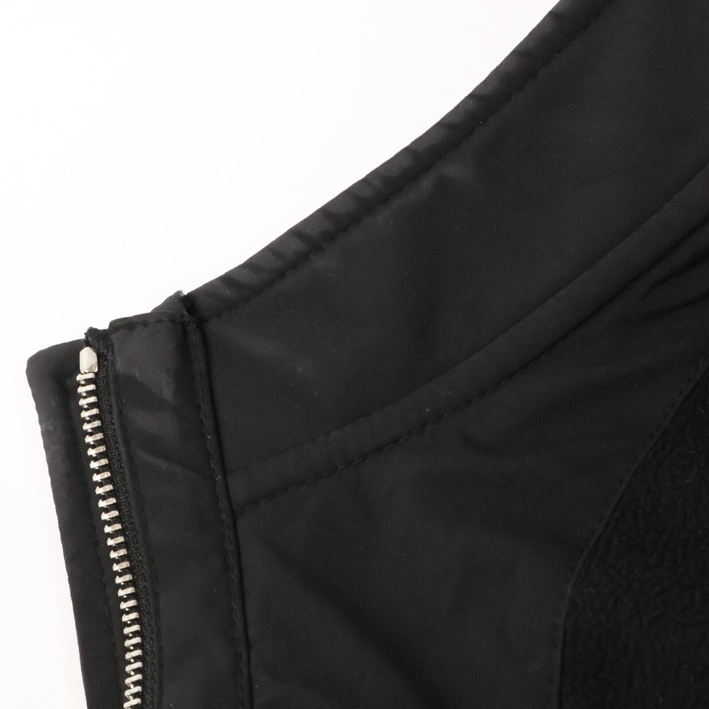 STONE ISLAND ストーンアイランド K2S15Q100010S0B22 ブラック SOFT SHELL-R フーデッド ジャケット ジャケット