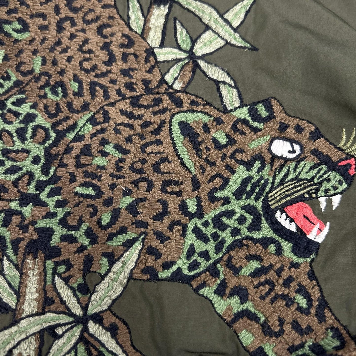 maharishi マハリシ カーキ コットン×ナイロン 虎刺繍 和柄 カーゴパンツ ボトムス