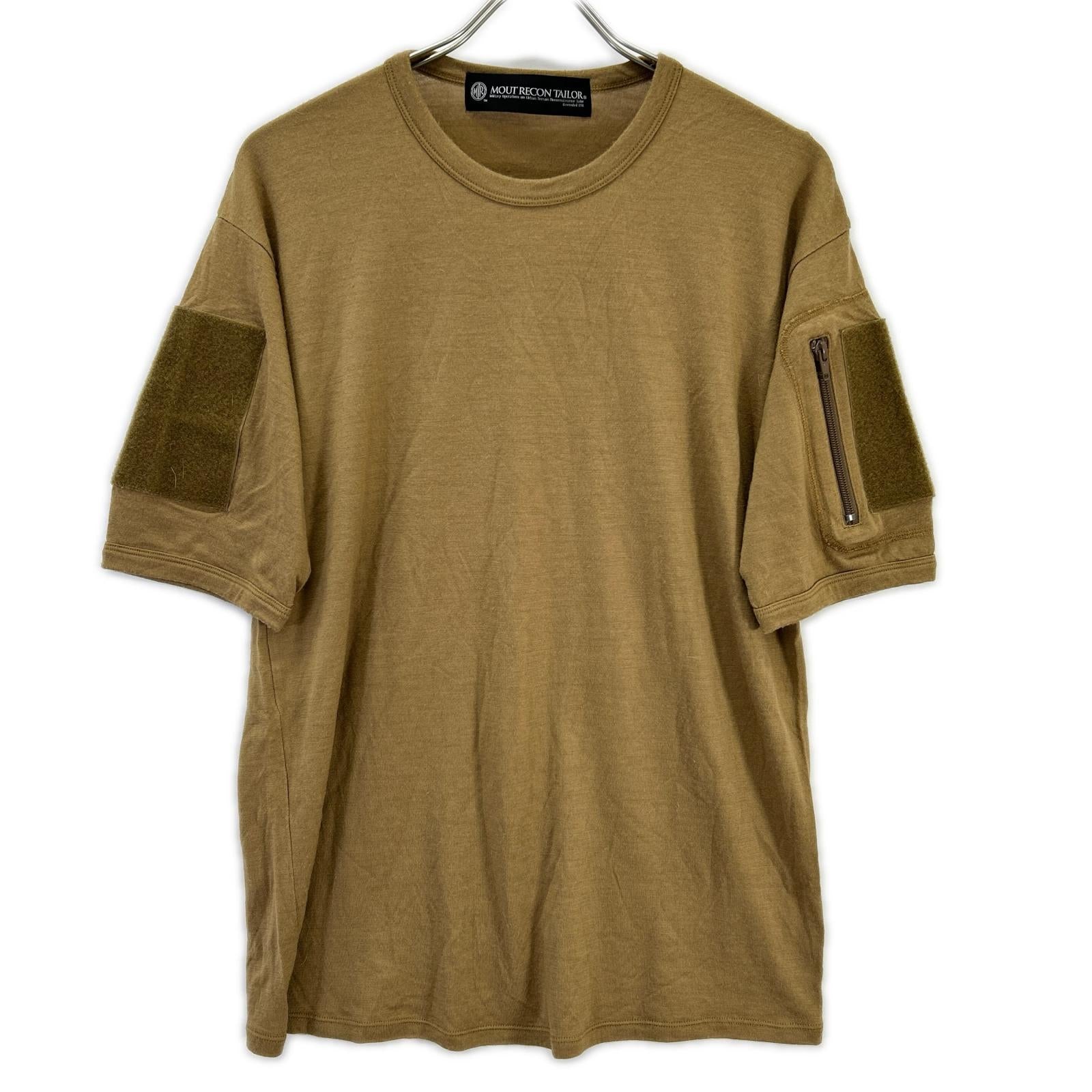 MOUT RECON TAILOR Mout Recon Tailor Brown Short-Sleeve Knit with Sleeve-Patch Design