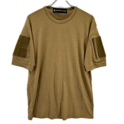 MOUT RECON TAILOR Mout Recon Tailor Brown Short-Sleeve Knit with Sleeve-Patch Design
