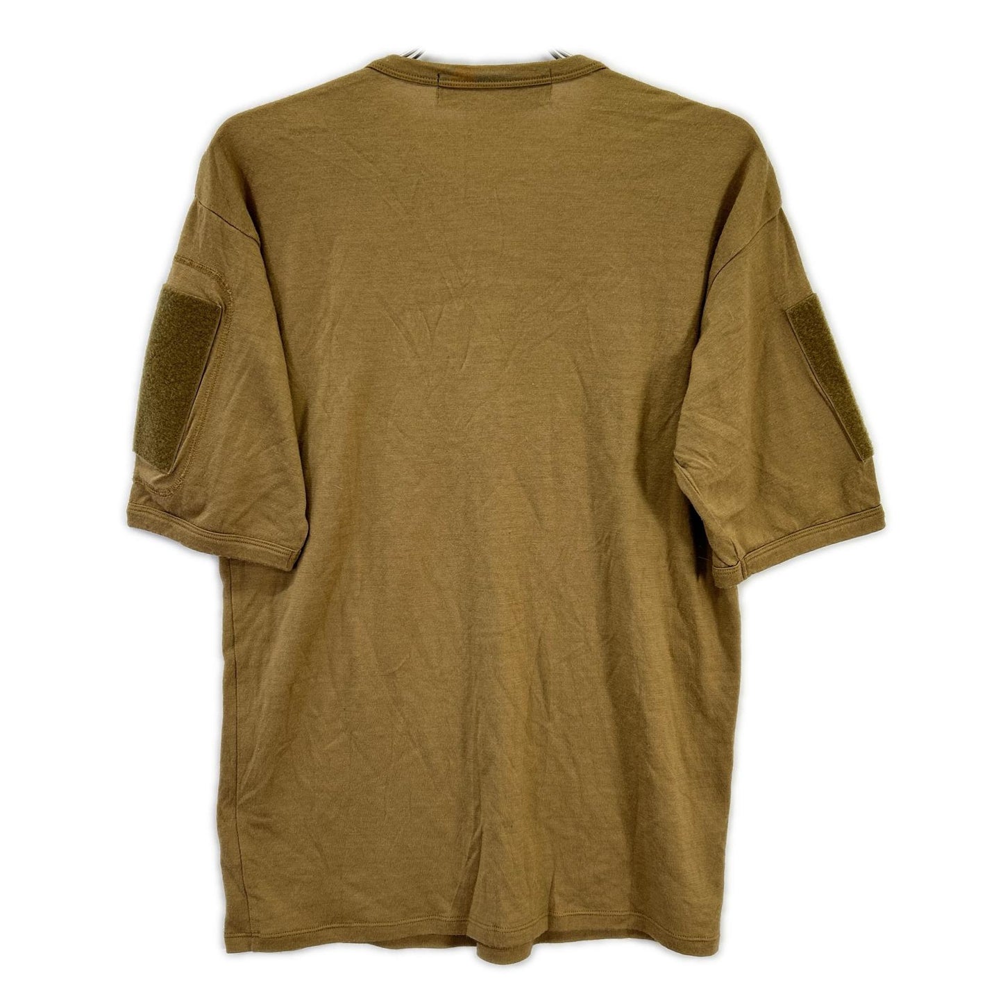 MOUT RECON TAILOR Mout Recon Tailor Brown Short-Sleeve Knit with Sleeve-Patch Design