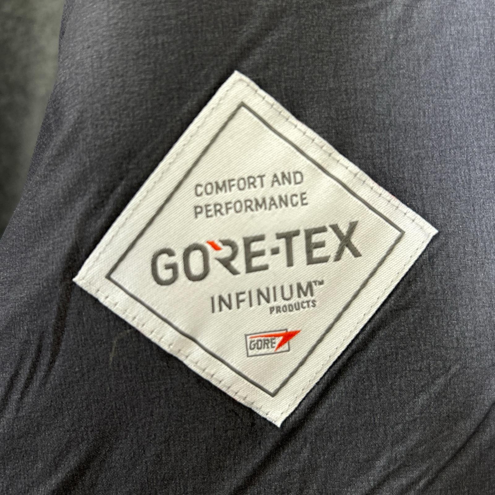 WHITE MOUNTAINEERING ホワイトマウンテニアリング WM2173512 グレー GORE-TEX INFINIUM パッチワークボア ジャケット ジャケット