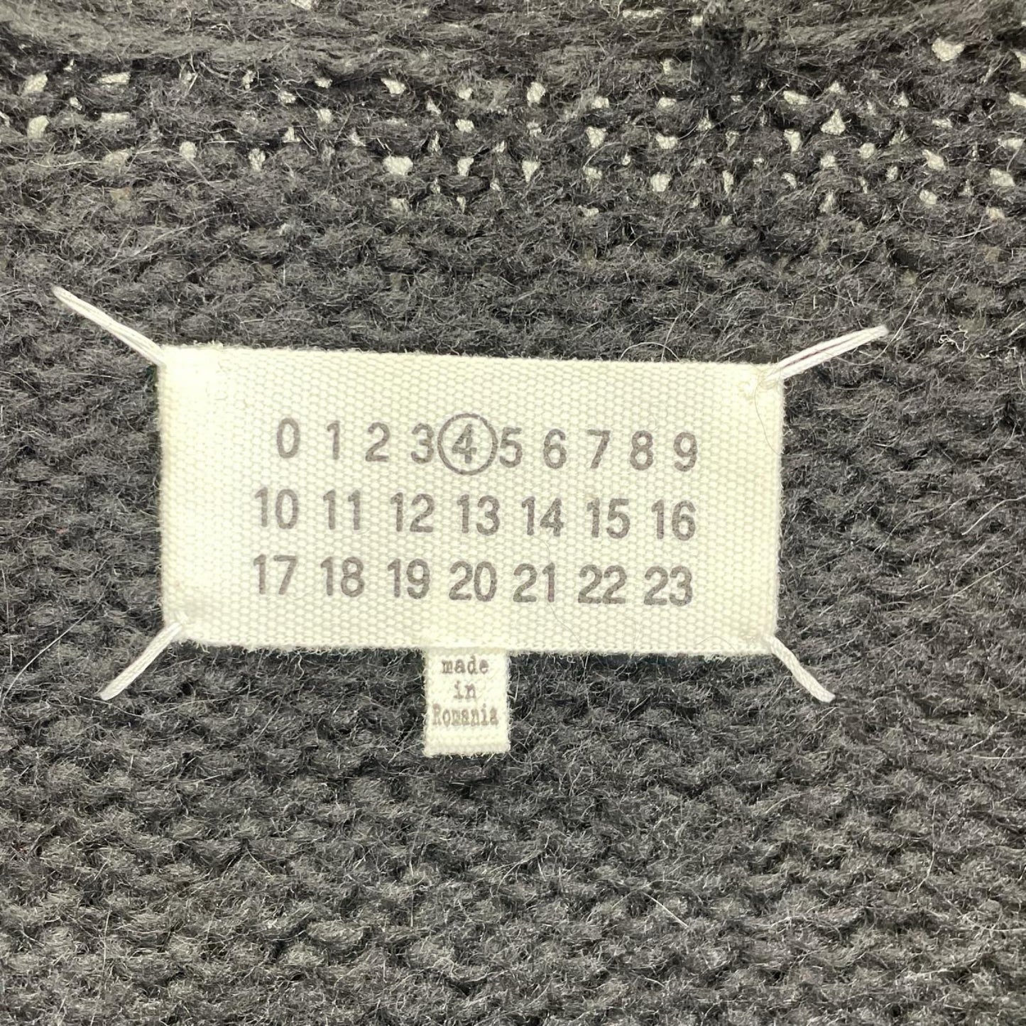 Maison margiela メゾンマルジェラ 16年製 S31GP0069 ブラック ヴァルーズ アルパカ混 フリンジ ニット トップス
