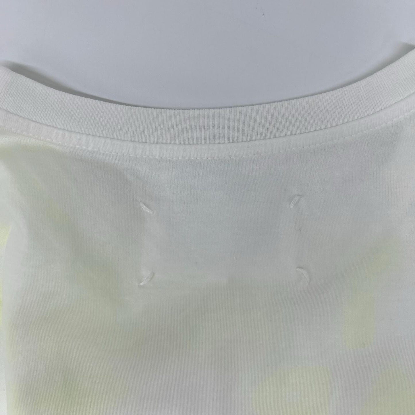 Maison margiela メゾンマルジェラ 19年製 S51GC0427 ホワイト イエロープリント AIDS エイズ Tシャツ トップス