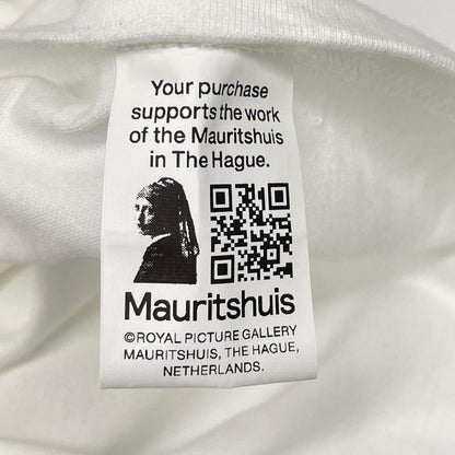 TAGS WKGPTY タグス ワーキングパーティ ×Mauritshuis ホワイト 真珠の耳飾りの女 プリントTシャツ トップス