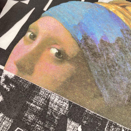 TAGS WKGPTY タグス ワーキングパーティ ×Mauritshuis ホワイト 真珠の耳飾りの女 プリントTシャツ トップス