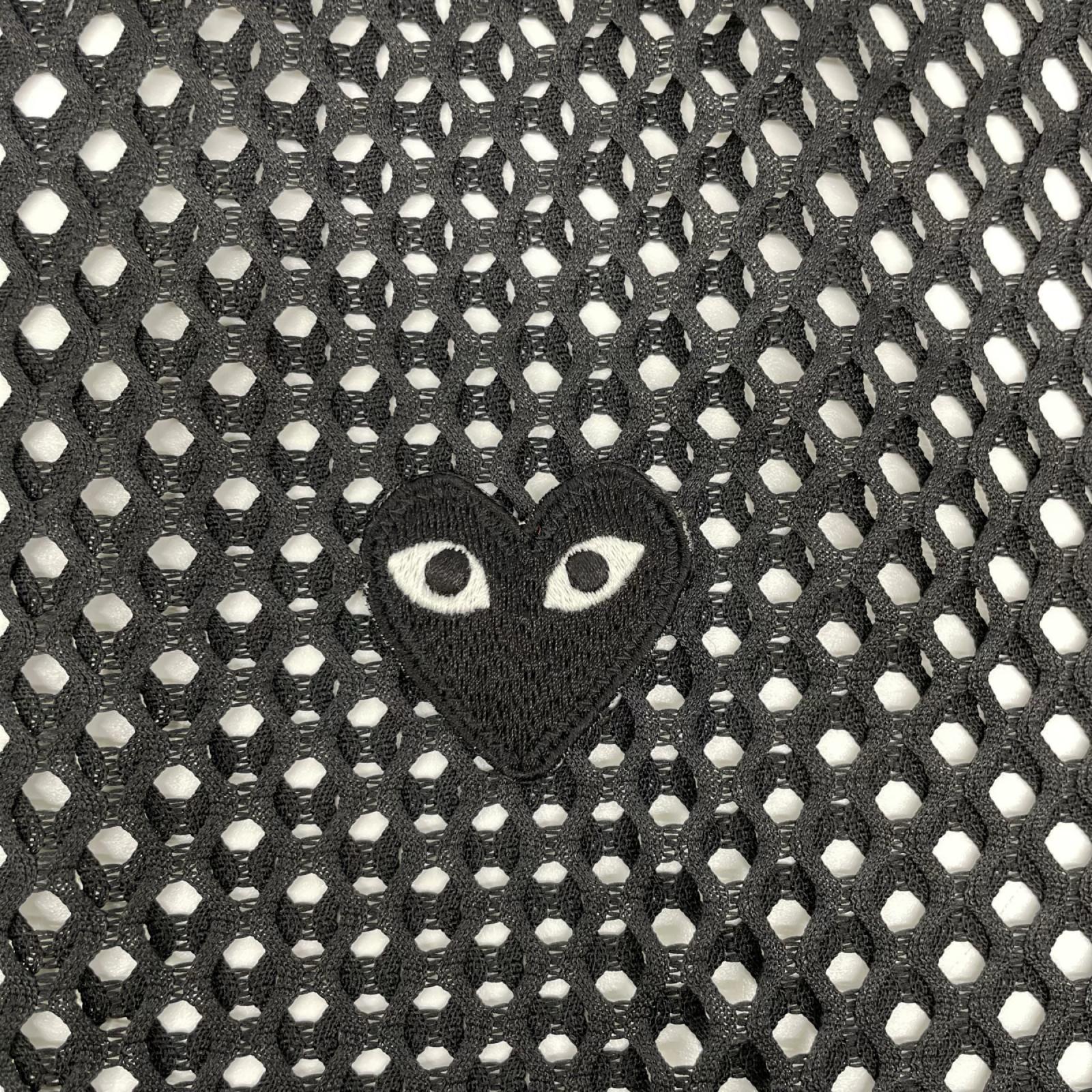 PLAYCOMMEdesGARCONS プレイコムデギャルソン 26SS AX-T352 ブラック BLACK EMBLEM MESH TEE Tシャツ トップス
