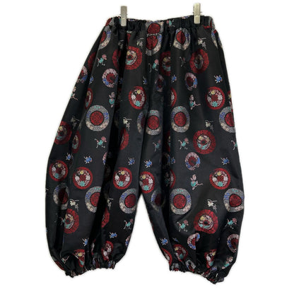 COMMEdesGARCONS コムデギャルソン 25SS GO-P001 ブラック 紋章 総柄 スウェットパンツ ボトムス