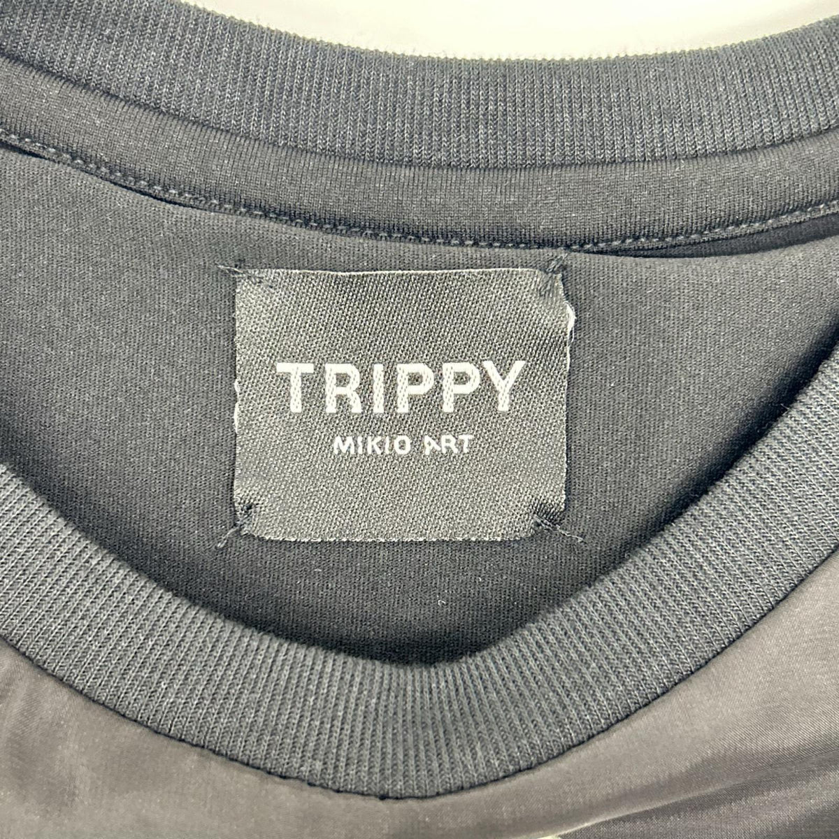 TRIPPY ART トリッピー ブラック HELLO KITTY バーニーズニューヨーク限定 Tシャツ トップス