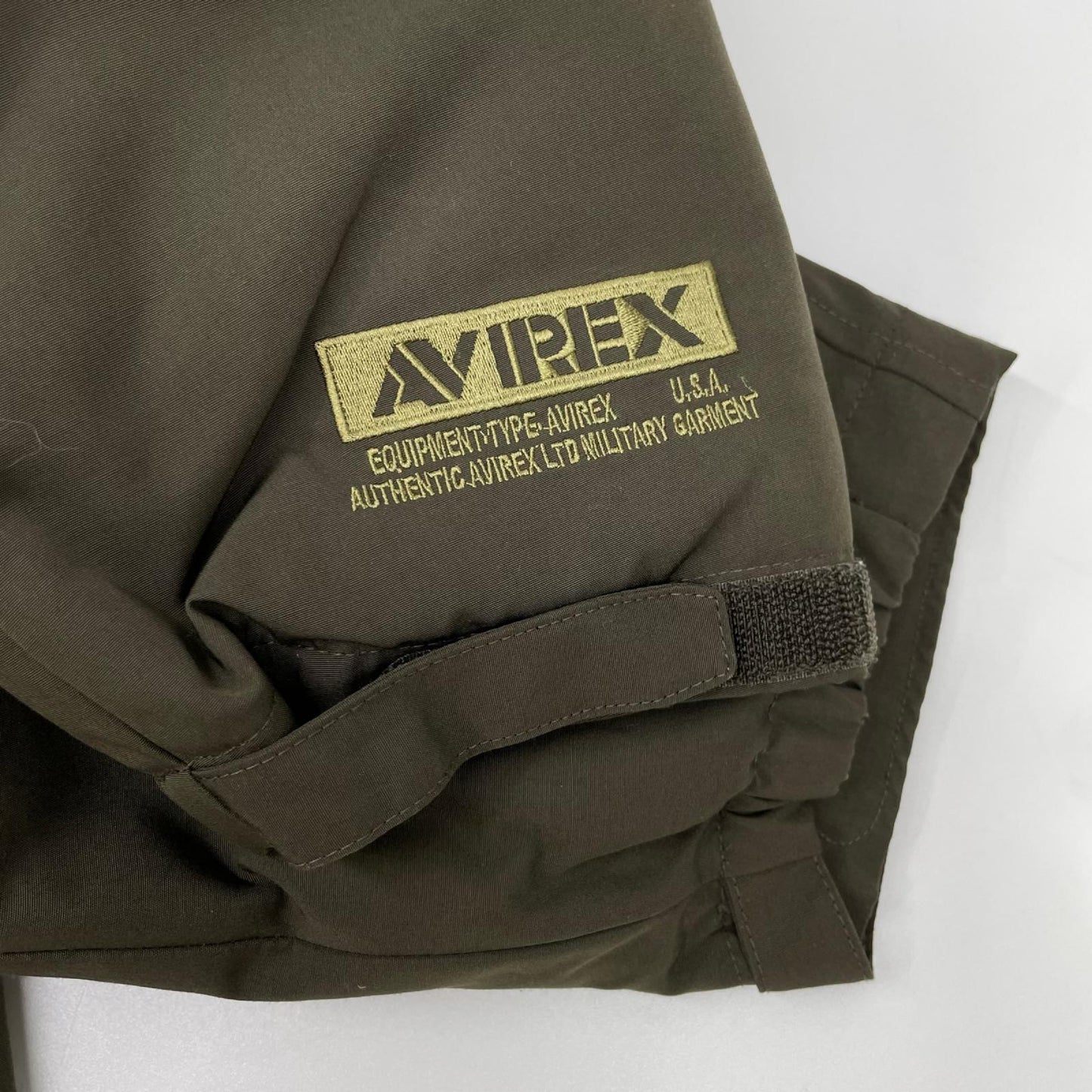AVIREX アヴィレックス 6182222 カーキ ナイロン パディングジャケット ジャケット