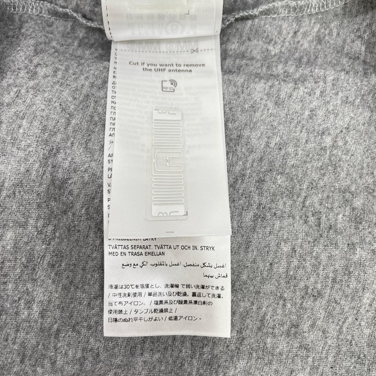 MM6 エムエムシックス SH0GC0071 26SS グレー ナンバーロゴ 半袖 Tシャツ トップス