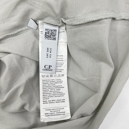 C.P.COMPANY シーピーカンパニー ライトグレー 30/1 Jersey Logo Label Tシャツ トップス