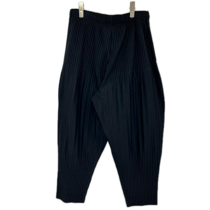 HOMME PLISSE ISSEY MIYAKE オムプリッセ イッセイミヤケ ブラック BASICS プリーツパンツ ボトムス