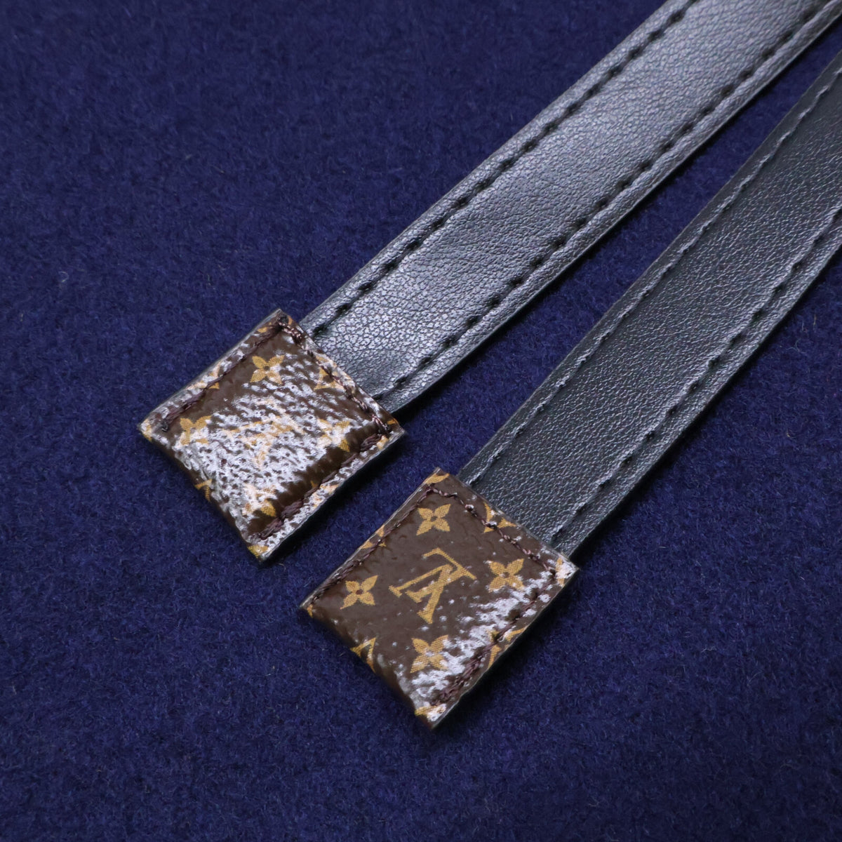 LOUIS VUITTON ルイヴィトン 【美品/国内正規】FGC047QWE ウールｘシルク 裏地モノグラム ジップアップ フーディ コート