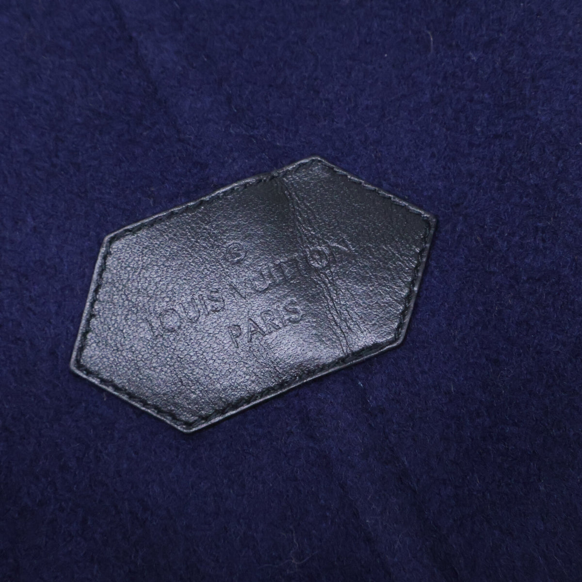 LOUIS VUITTON ルイヴィトン 【美品/国内正規】FGC047QWE ウールｘシルク 裏地モノグラム ジップアップ フーディ コート