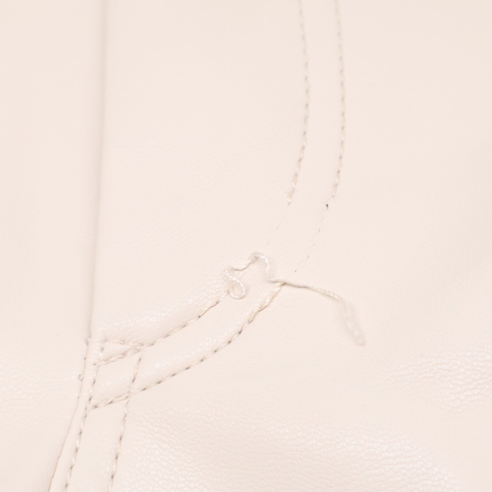 LE CIEL BLEU ルシェルブルー 【23年製】25A68412 Leather V Waist Wide Pants エコレザー V ウエスト ワイトパンツ ボトムス