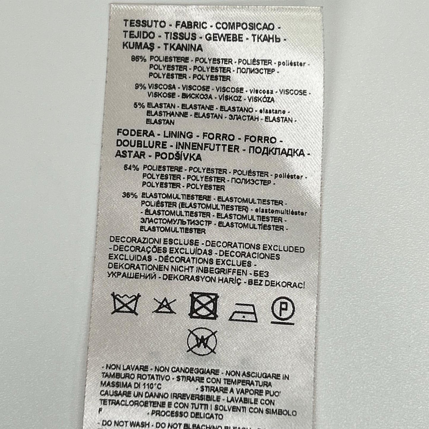 ARMANI EXCHANGE アルマーニエクスチェンジ 8NZG43 ブラック テーラードジャケット ジャケット