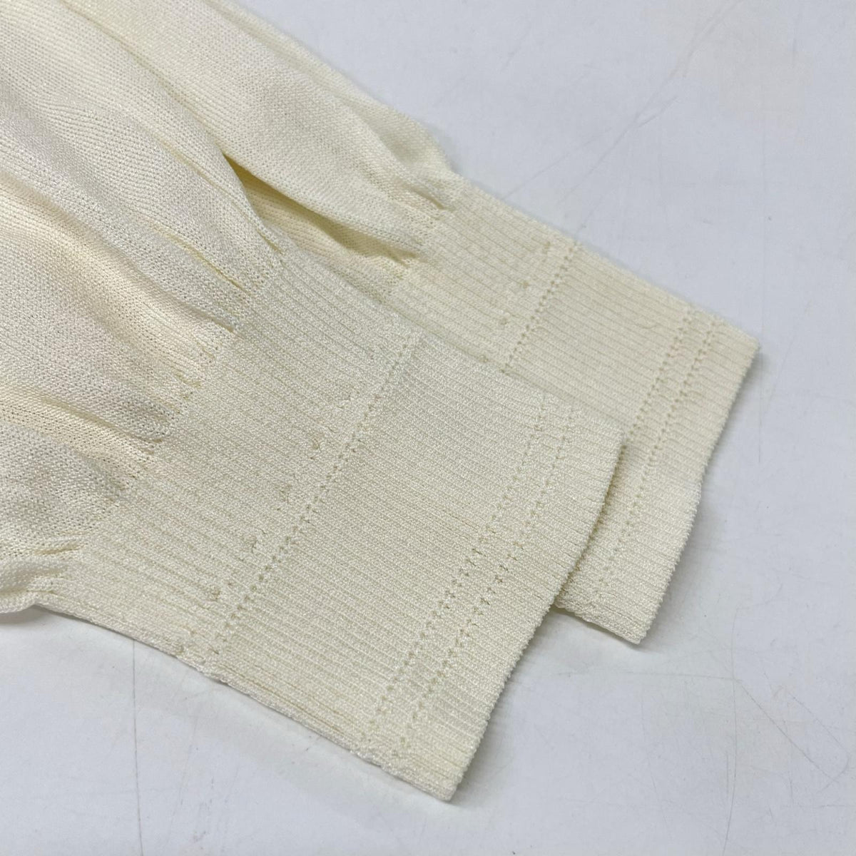 FOXEY BOUTIQUE フォクシーブティック 42126 アイボリー レーヨン シアーV カーディガン トップス