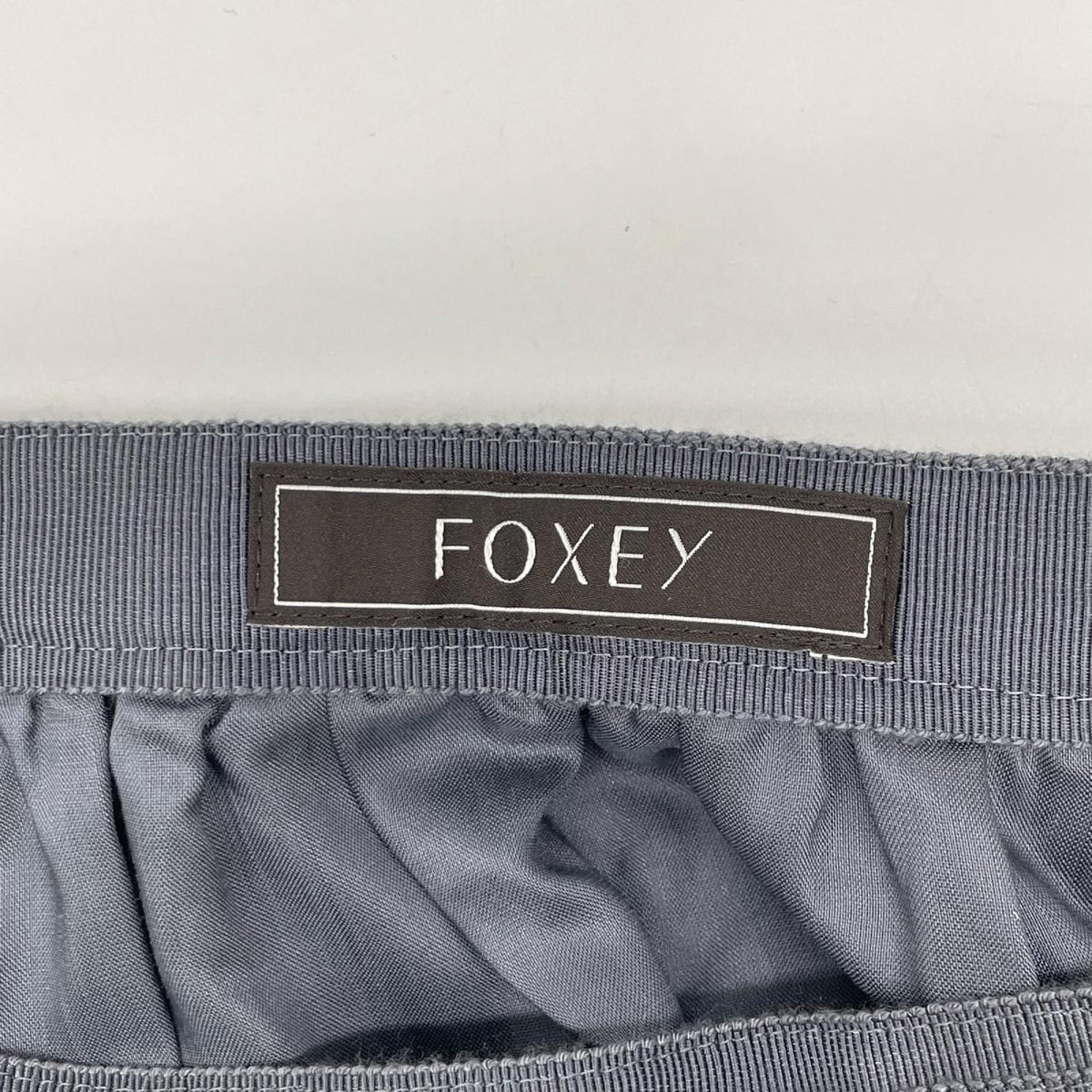 FOXEY フォクシー 42558 グレー シルク Trifle/トライフル ティアードスカート スカート