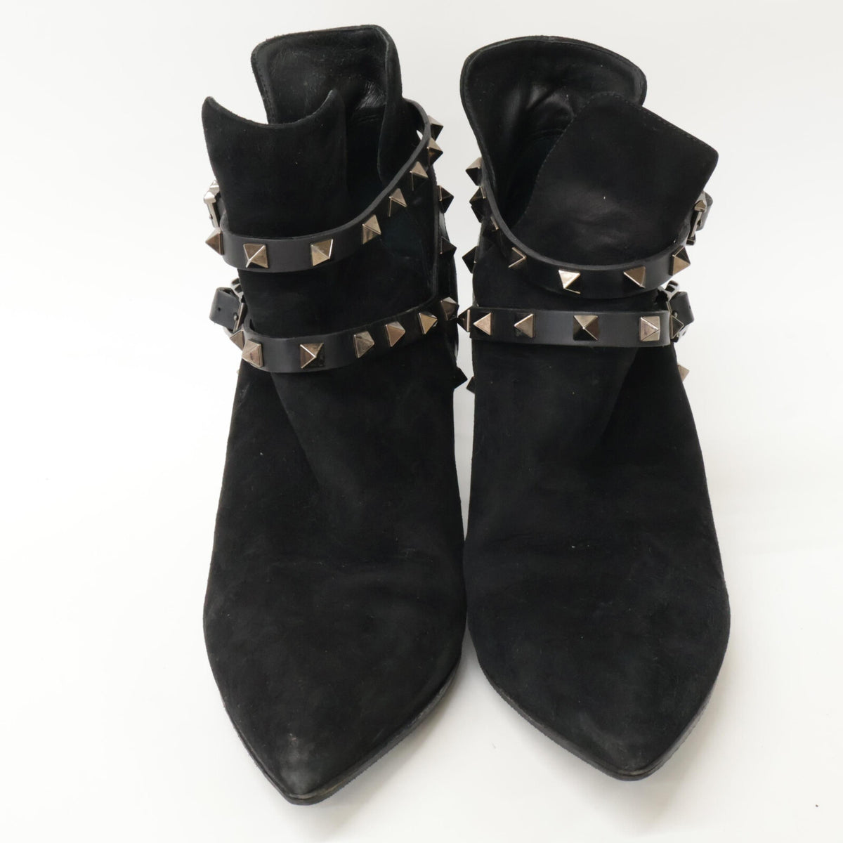 Valentino Garavani Valentino Garavani J625 2 suede studded pointed-toe heeled shoes