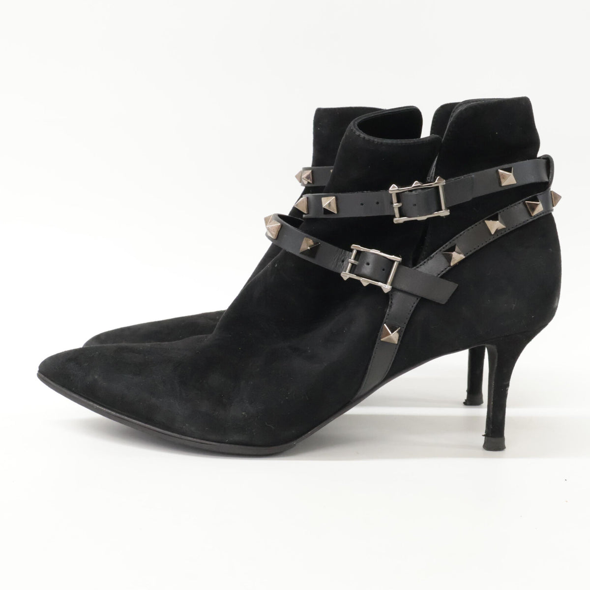 Valentino Garavani Valentino Garavani J625 2 suede studded pointed-toe heeled shoes