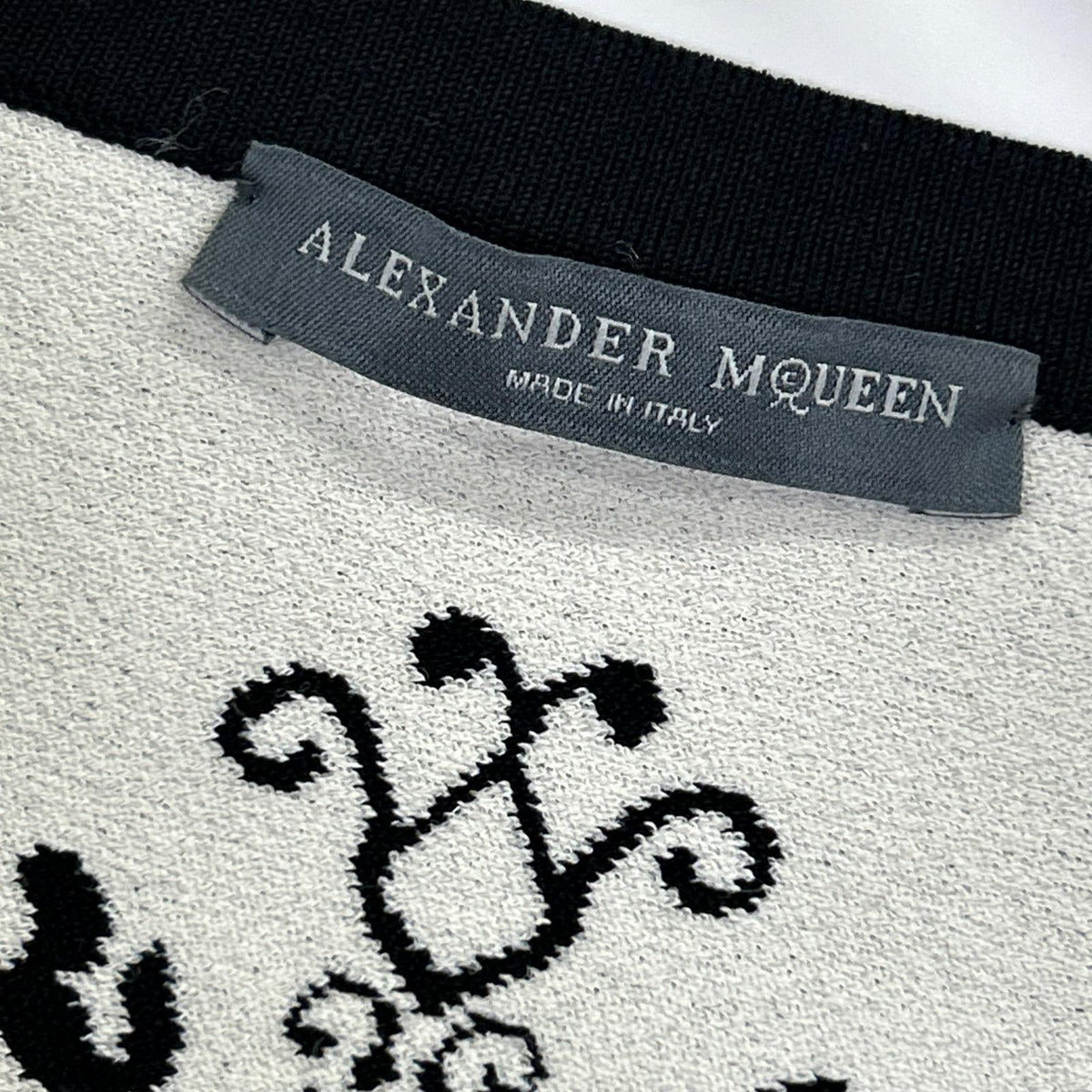 ALEXANDER McQUEEN アレキサンダーマックイーン 461072 ブラック フラワー エンブロイダリー ニットカーカーディガン トップス