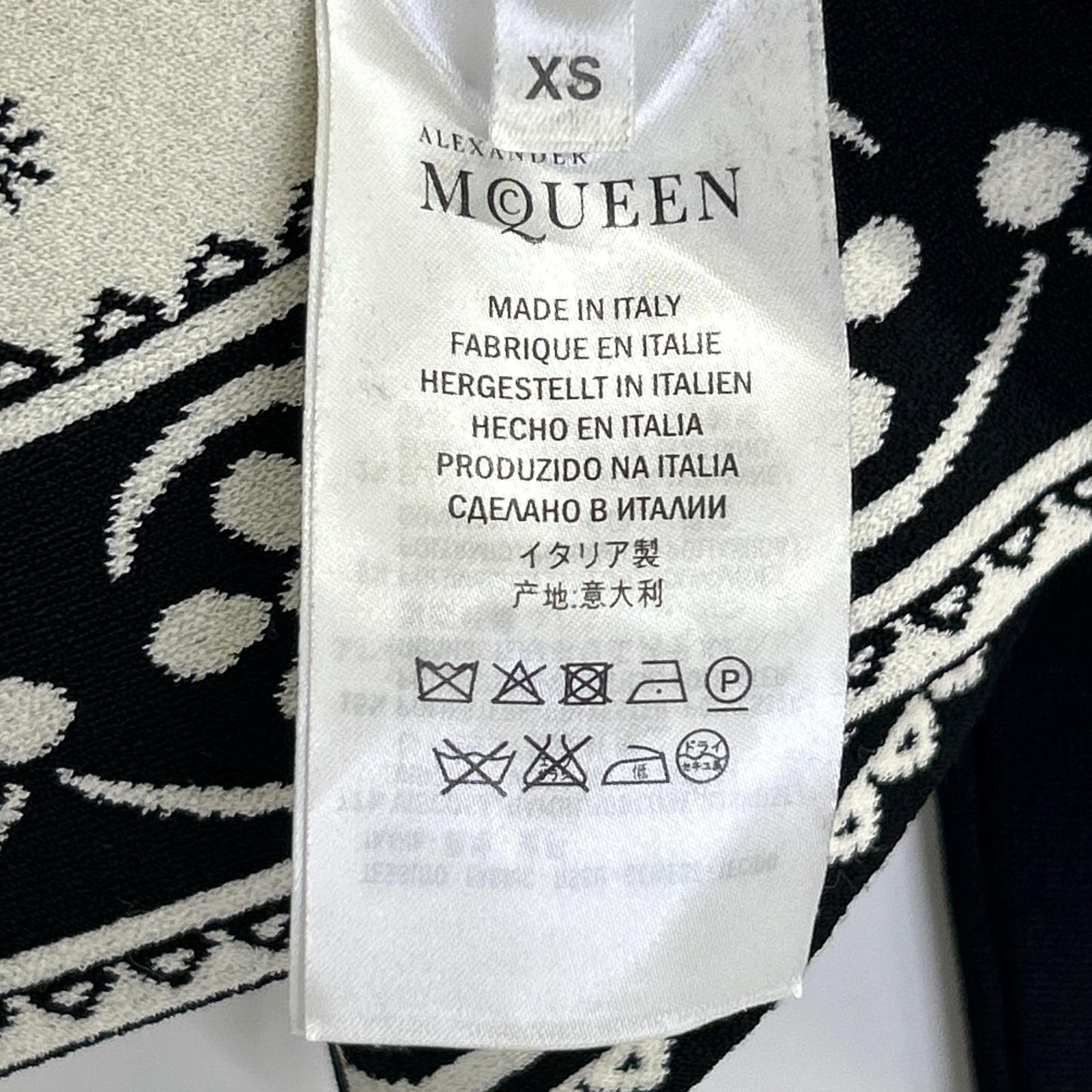 Alexander McQueen アレキサンダーマックイーン 461072 ﾌﾞﾗｯｸ ﾌﾗﾜｰ ｴﾝﾌﾞﾛｲﾀﾞﾘｰ ﾆｯﾄｶｰｶｰﾃﾞｨｶﾞﾝ トップス XS レディース