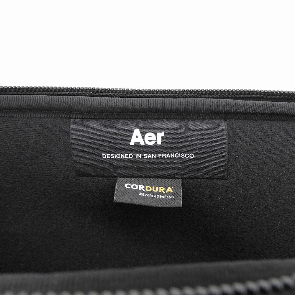 Aer エアー 美品 Tech Folio 13 ラップトップケース セカンドバッグ クラッチバッグ メンズ ブラック AER21029 セカンドバッグ クラッチバッグ
