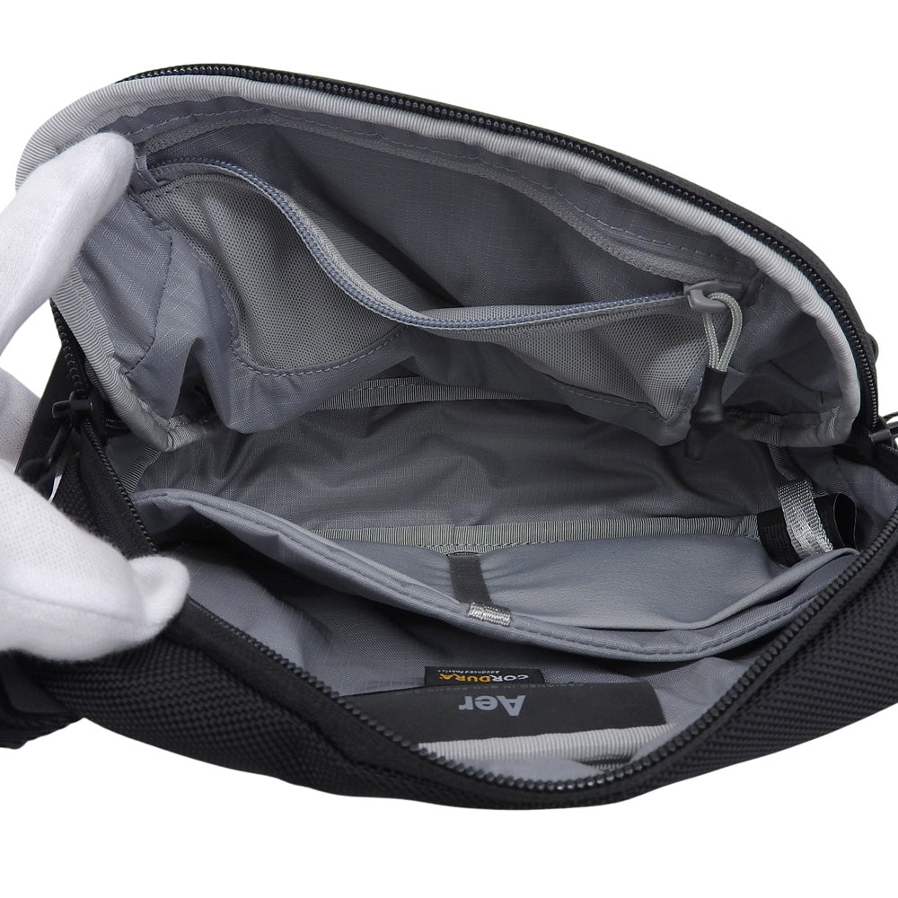 Aer エアー 新品同様 Day Sling 4 スリングバッグ ショルダーバッグ メンズ 黒 ブラック AER21072 ショルダーバッグ
