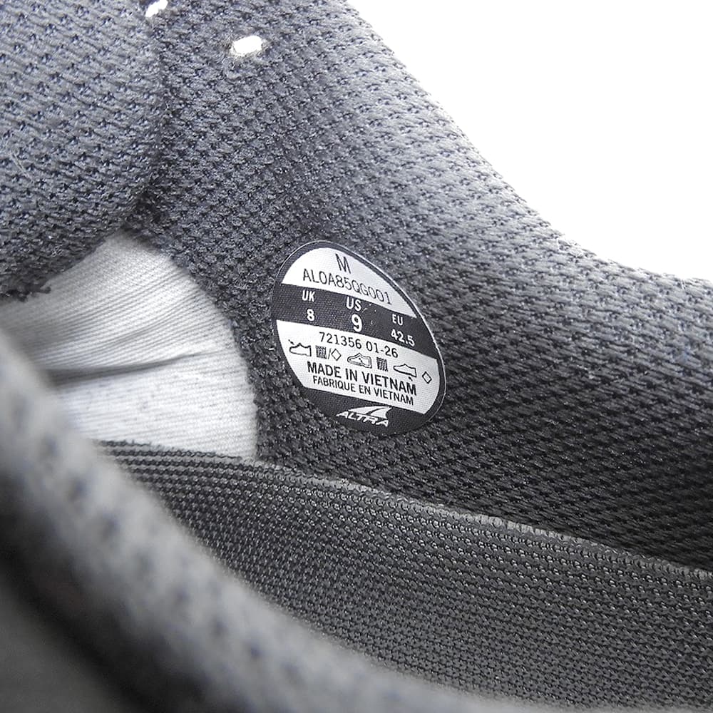 ALTRA アルトラ 美品 TORIN 8 GTX シューズ メンズ 黒 ブラック 9 AL0A85QG M シューズ