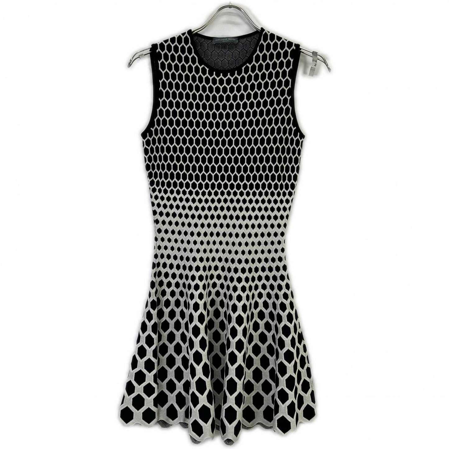 Alexander McQueen 亚历山大·麦昆 321142 Q1VNW 黑色蜂窝无袖连衣裙
