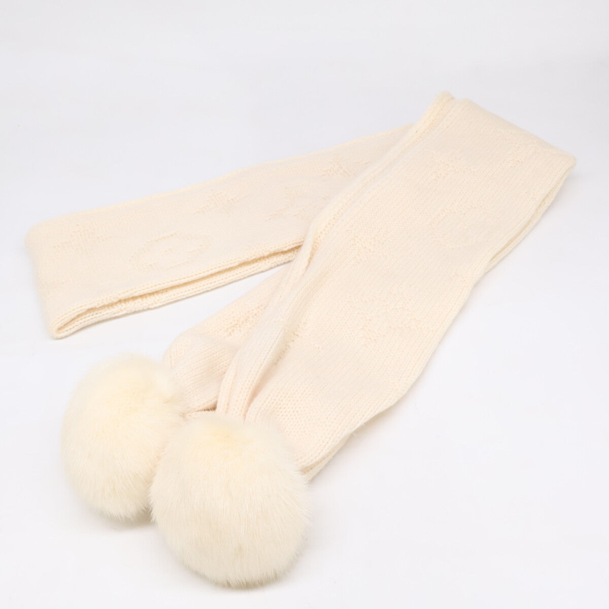 LOUIS VUITTON 【Excellent condition】 401910 mink fur pom-pom cashmere scarf