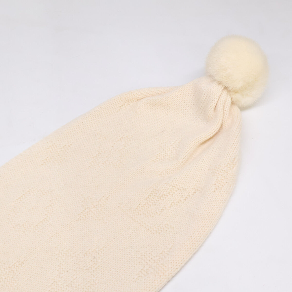 LOUIS VUITTON 【Excellent condition】 401910 mink fur pom-pom cashmere scarf