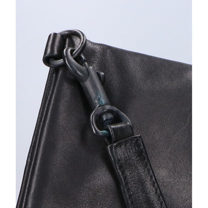 ISSEY MIYAKE イッセイミヤケ imアイム レザー フラップ ショルダーバッグ