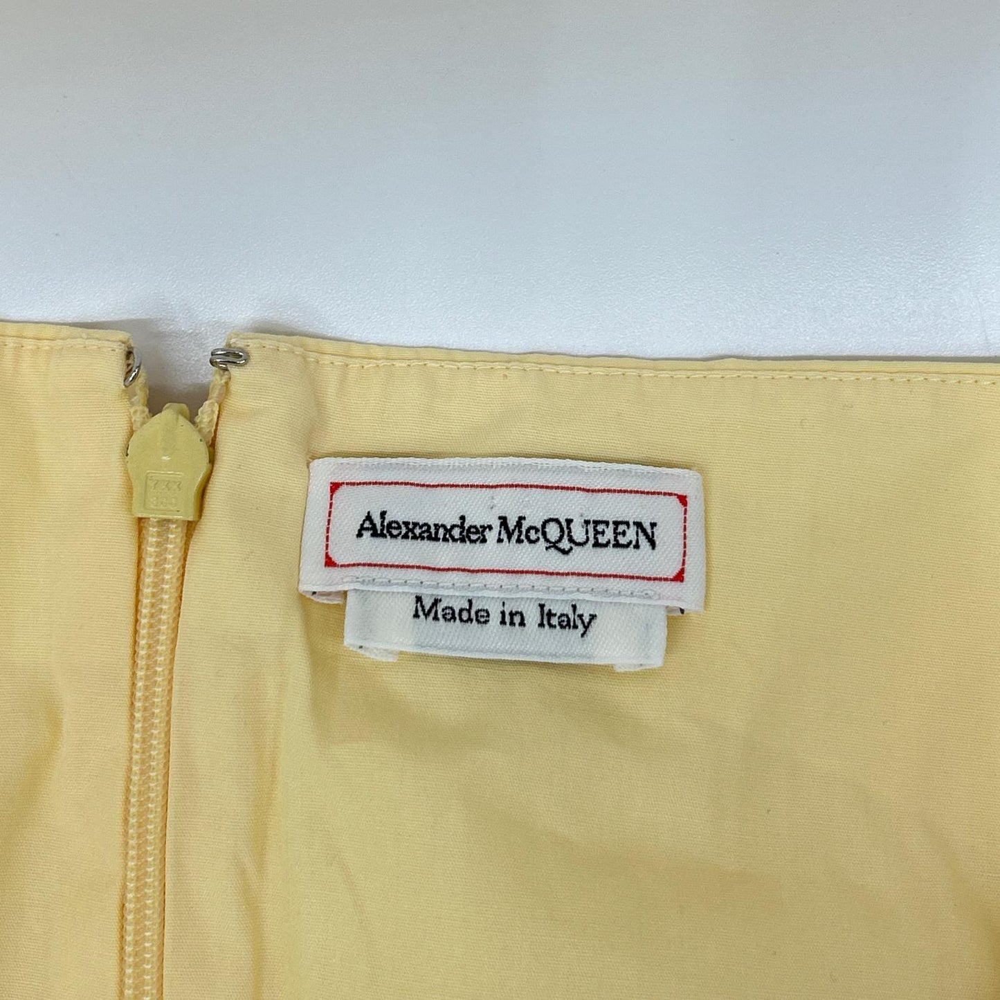 ALEXANDER McQUEEN アレキサンダーマックイーン イエロー コットン ノースリーブ アシンメトリーギャザープリーツ ワンピース ワンピース