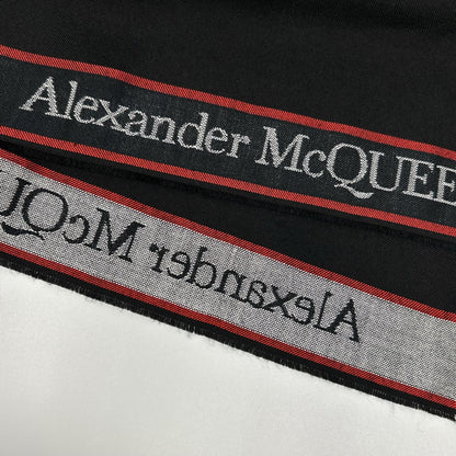 ALEXANDER McQUEEN アレキサンダーマックイーン ブラック ジャカードロゴ セルビッジスカーフ マフラー