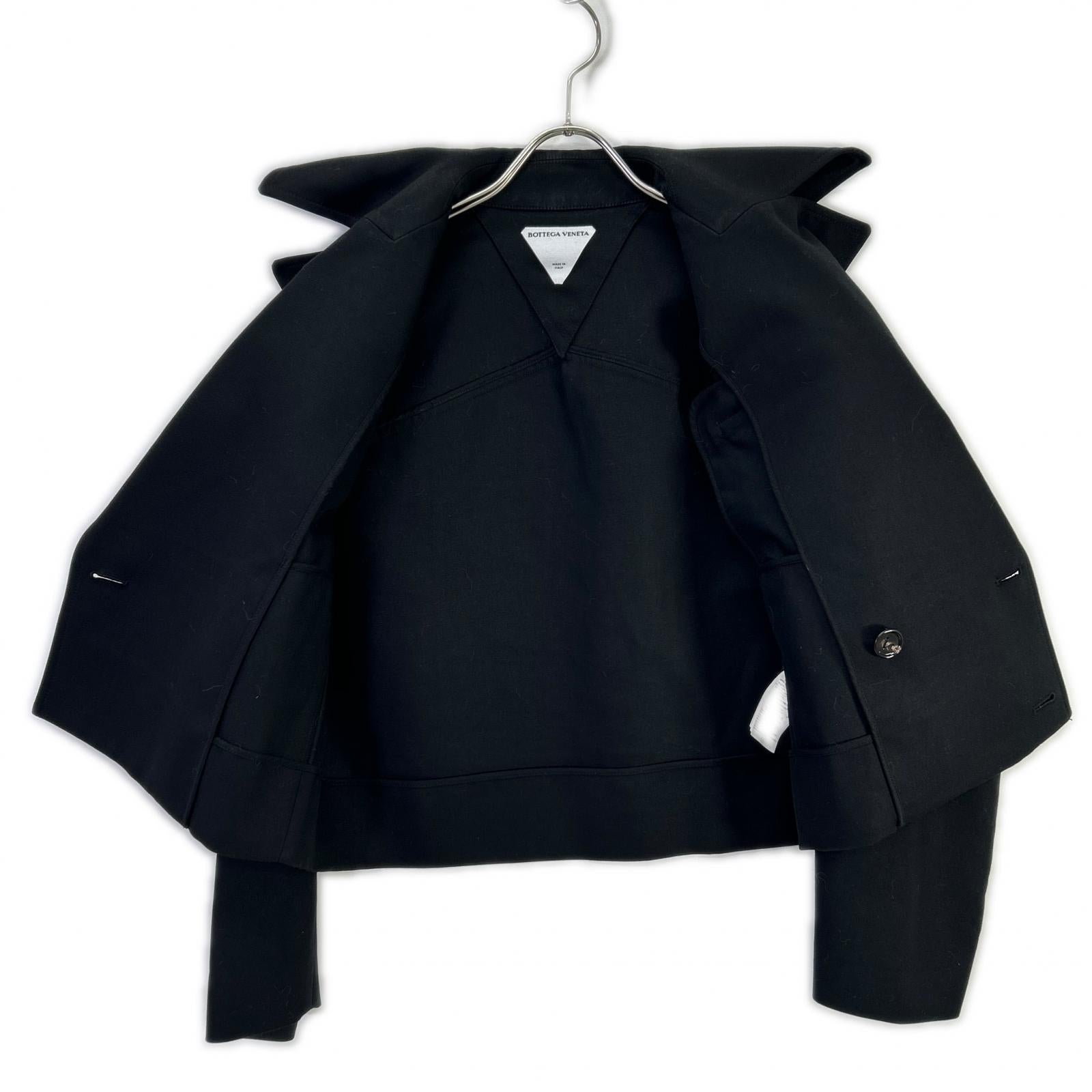 BOTTEGA VENETA ボッテガヴェネタ 686152 22年 ブラック ストラクチャードウールクロップドジャケット ジャケット