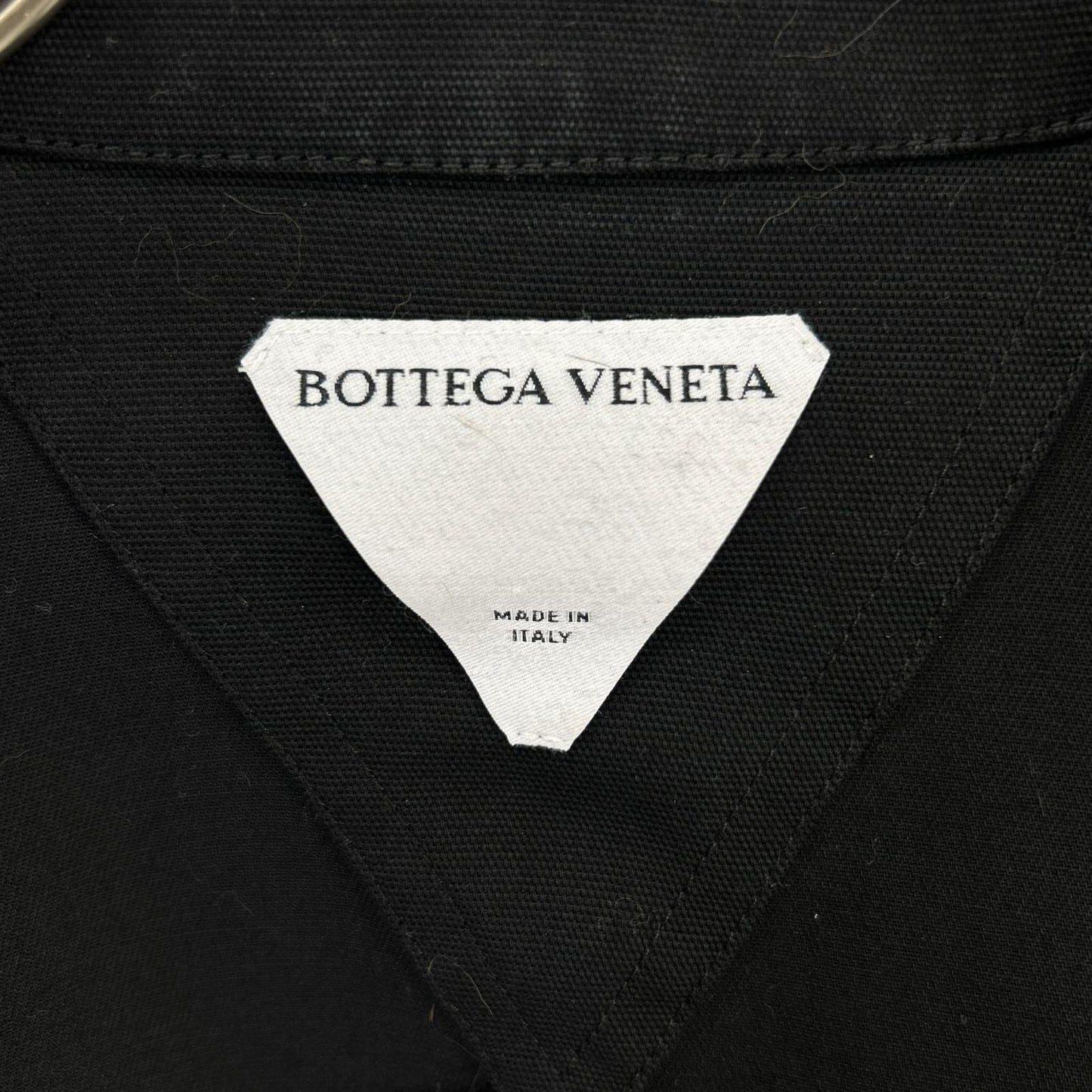BOTTEGA VENETA ボッテガヴェネタ 686152 22年 ブラック ストラクチャードウールクロップドジャケット ジャケット