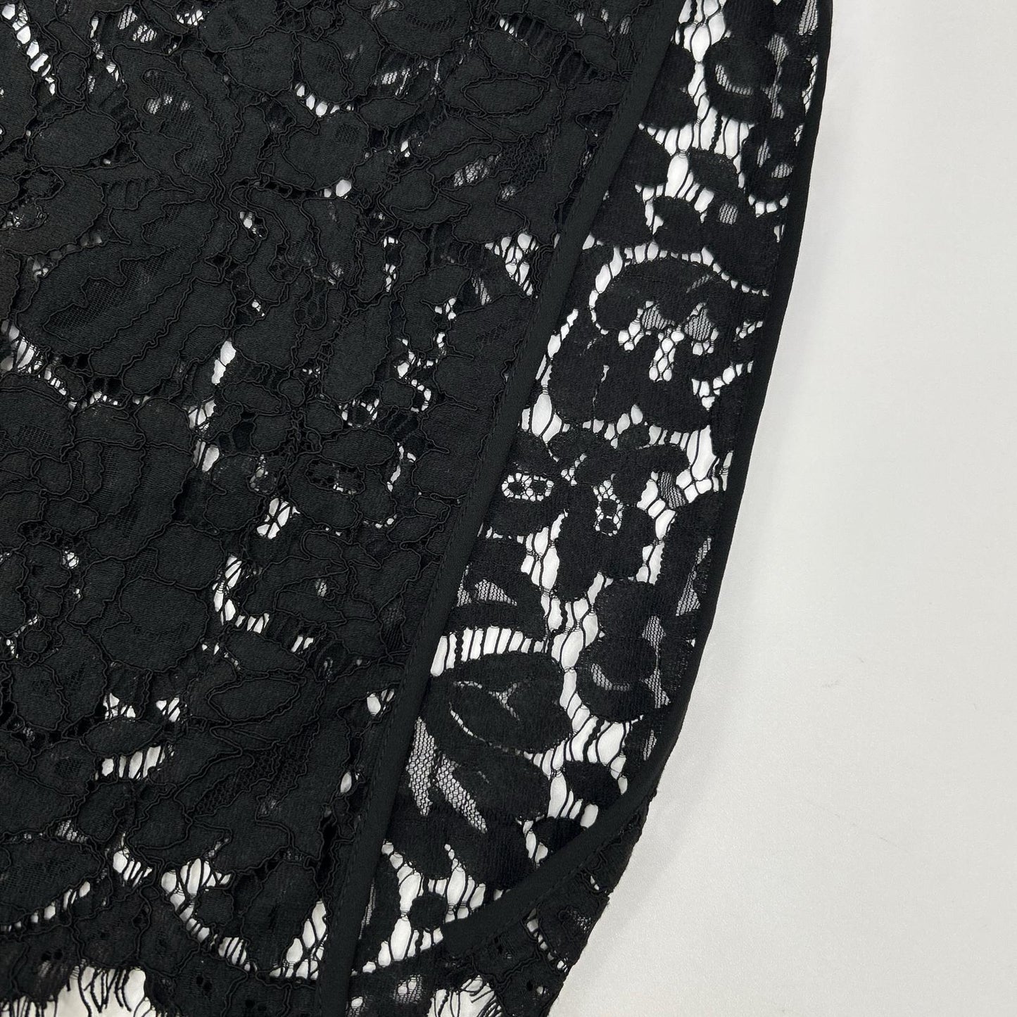 BCBGMAXAZRIA ビーシービージーマックスアズリア ブラック WQR64D39 レイシーレースブロックケープドレス ワンピース