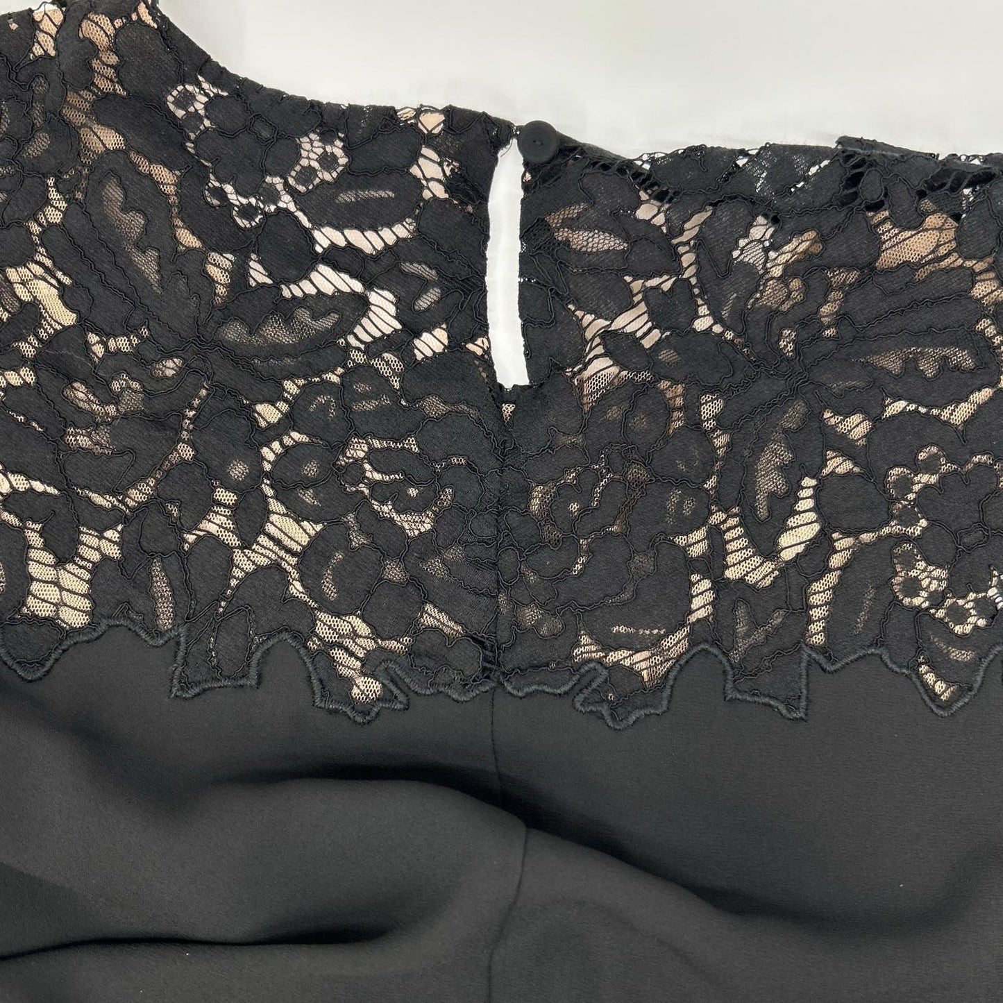 BCBGMAXAZRIA ビーシービージーマックスアズリア ブラック WQR64D39 レイシーレースブロックケープドレス ワンピース